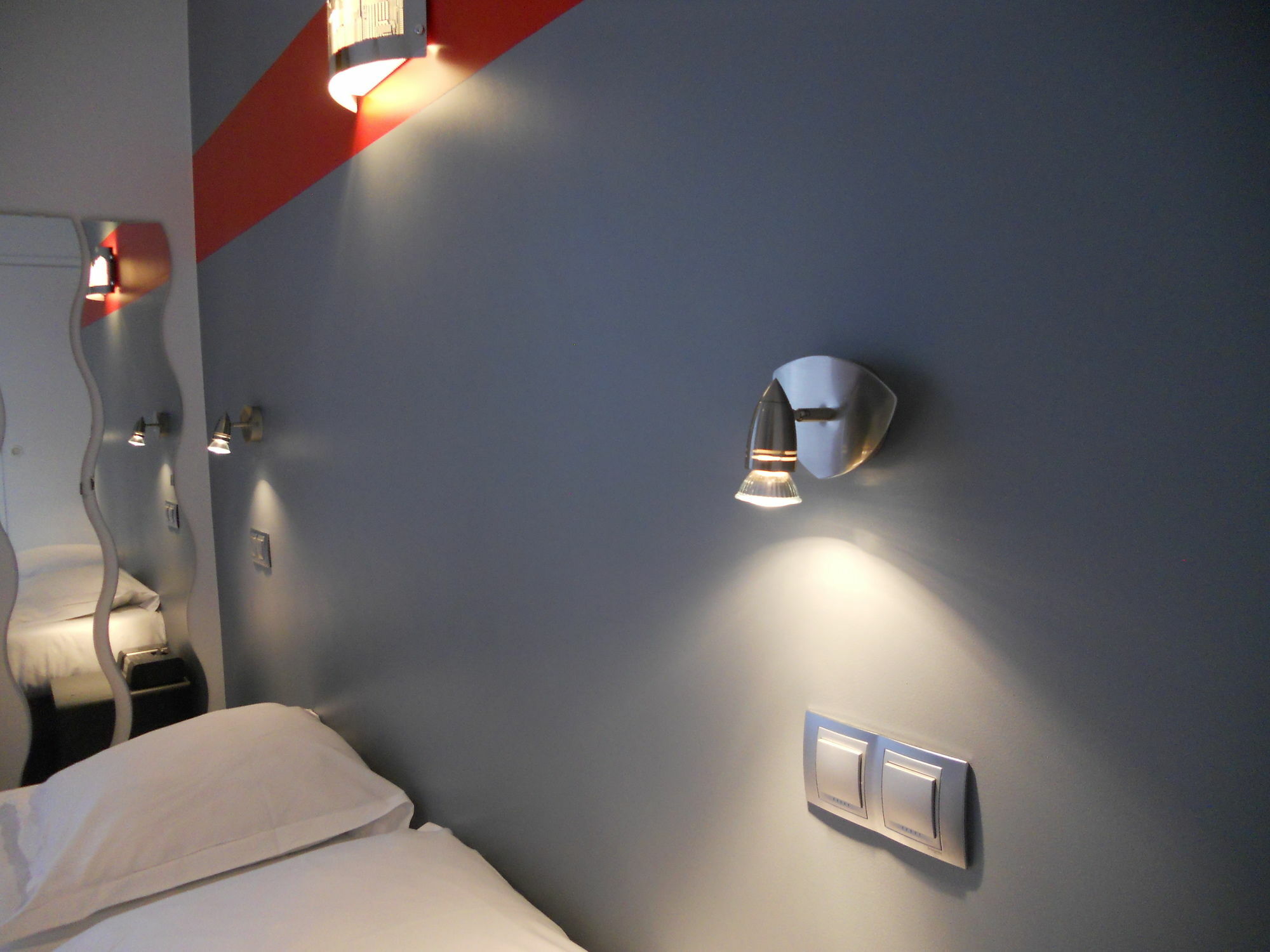 The Originals City, Hotel Notre Dame, Rouen Bagian luar foto